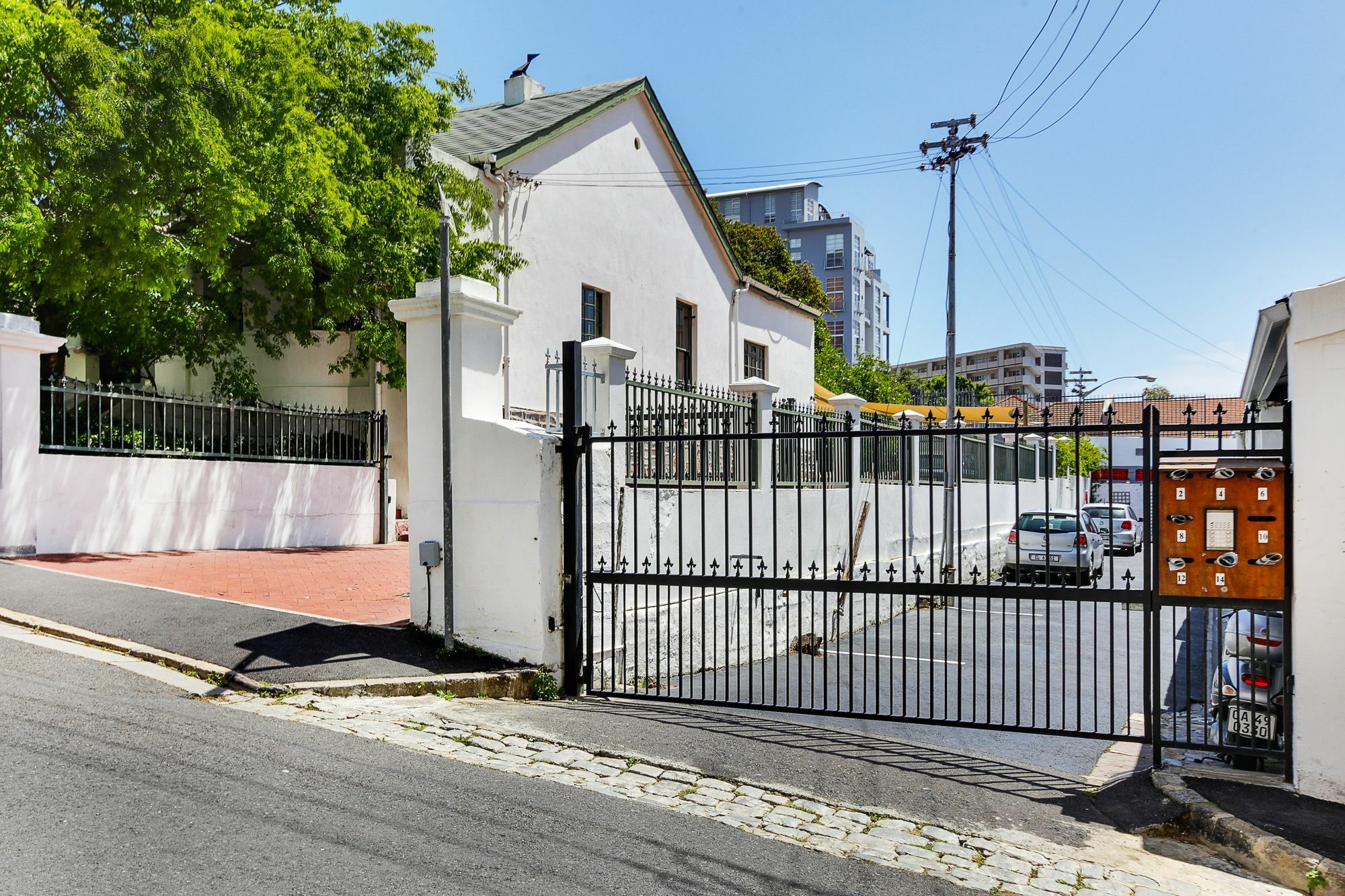 Backup-Powered Art Deco Cottage In De Waterkant Кейптаун Экстерьер фото